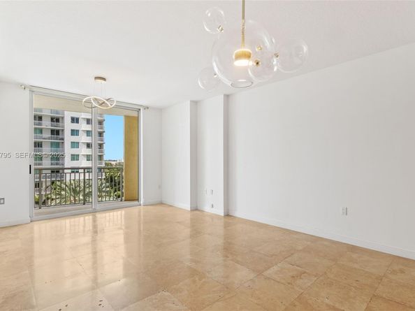 1755 E Hallandale Beach Blvd 501E, Hallandale Beach FL 33009