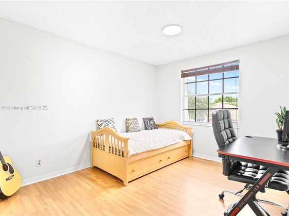 13224 NW 12th St, Pembroke Pines FL 33028