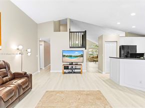 13224 NW 12th St, Pembroke Pines FL 33028
