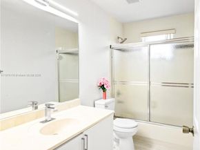 13224 NW 12th St, Pembroke Pines FL 33028