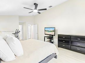 13224 NW 12th St, Pembroke Pines FL 33028