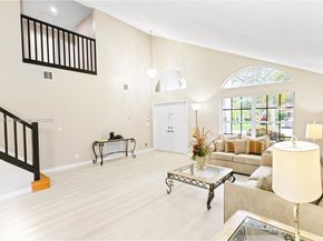 13224 NW 12th St, Pembroke Pines FL 33028