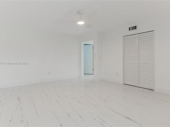 8435 Casa Del Lago 22C, Boca Raton FL 33433