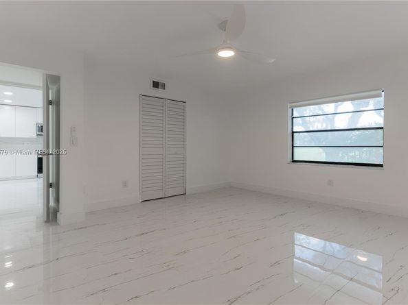 8435 Casa Del Lago 22C, Boca Raton FL 33433