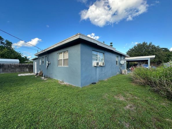131 Carolina Ave, Fort Lauderdale FL 33312