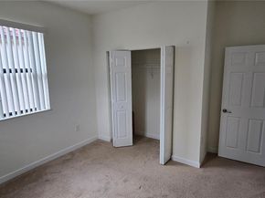525 SE 34th Ter, Homestead FL 33033