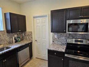 525 SE 34th Ter, Homestead FL 33033