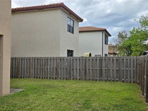 525 SE 34th Ter, Homestead FL 33033