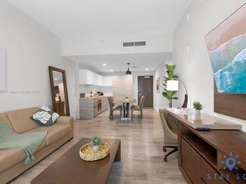 777 N Ocean Dr