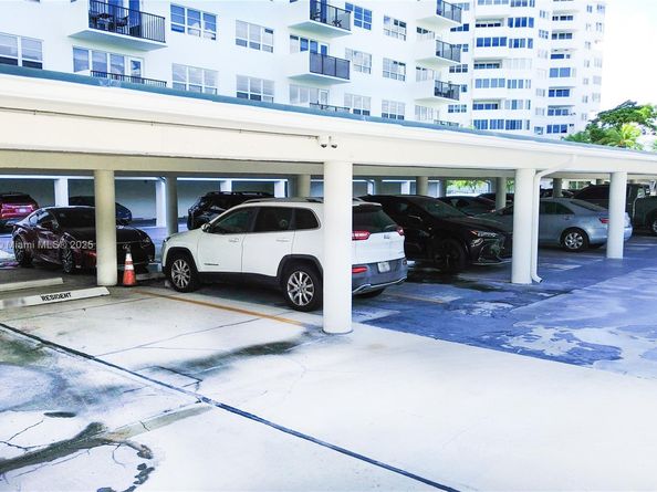 340 Sunset Dr 907, Fort Lauderdale FL 33301
