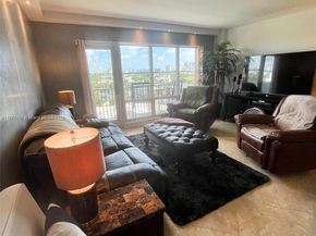 340 Sunset Dr 907, Fort Lauderdale FL 33301