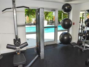 340 Sunset Dr 907, Fort Lauderdale FL 33301