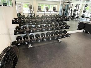 340 Sunset Dr 907, Fort Lauderdale FL 33301