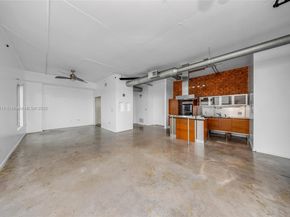 10 SW South River Dr PHI15, Miami FL 33130