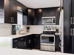7126 SW 103rd Pl, Miami FL 33173