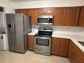 6200 NW 44th St 312, Lauderhill FL 33319