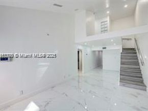 455 NE 210th  Ter, Miami FL 33179