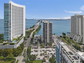 600 NE 36th St 218, Miami FL 33137