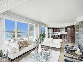 600 NE 36th St 218, Miami FL 33137