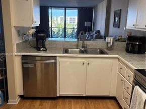 17 Royal Palm Way 4040, Boca Raton FL 33432