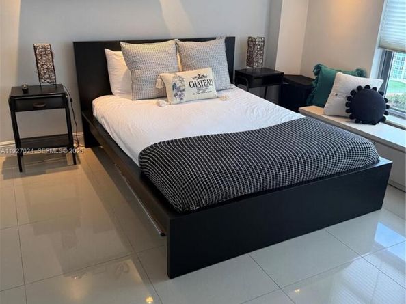 3530 Mystic Pointe Dr 2303, Aventura FL 33180