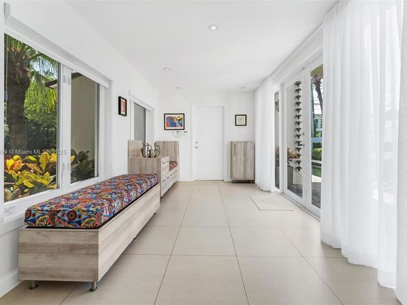 1800 Jefferson Ave, Miami Beach FL 33139