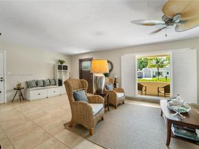11560 SW 121st Ave, Miami FL 33186