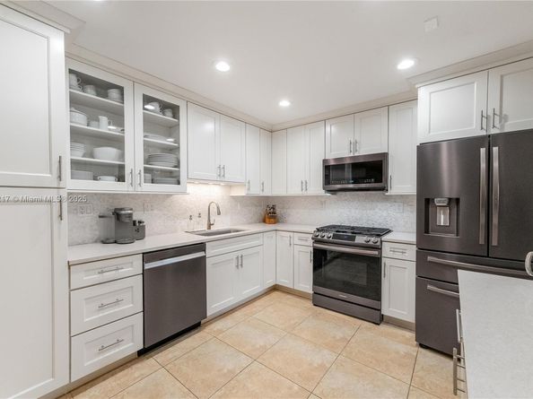 11560 SW 121st Ave, Miami FL 33186
