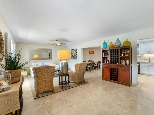 11560 SW 121st Ave, Miami FL 33186