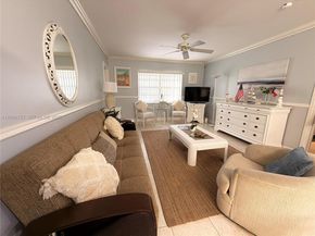 1520 Mckinley St 210E, Hollywood FL 33020
