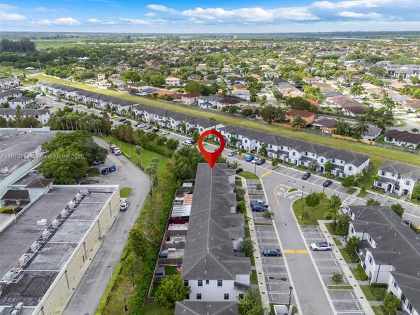 14782 SW 181st Ter, Miami FL 33187