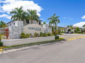 14782 SW 181st Ter, Miami FL 33187