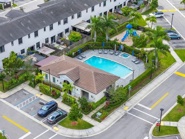 14782 SW 181st Ter, Miami FL 33187