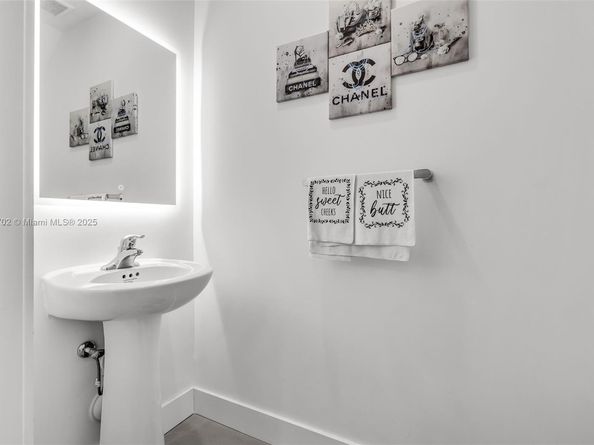 14782 SW 181st Ter, Miami FL 33187