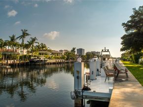 3705 NE 214  St 13, Aventura FL 33180