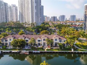 3705 NE 214  St 13, Aventura FL 33180