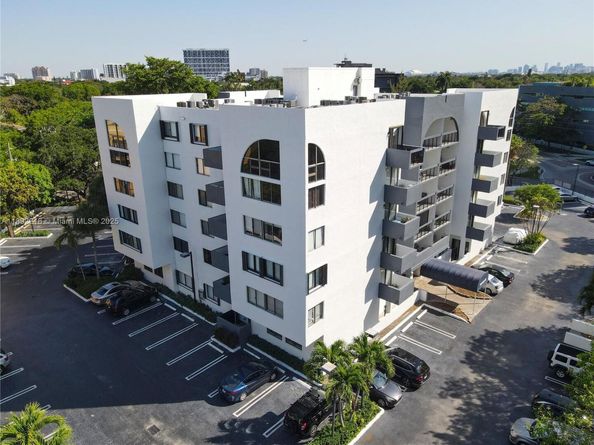2715 Tigertail Ave 403, Coconut Grove FL 33133