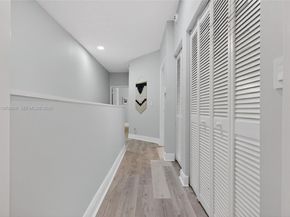 1594 Barcelona Way 518, Weston FL 33327