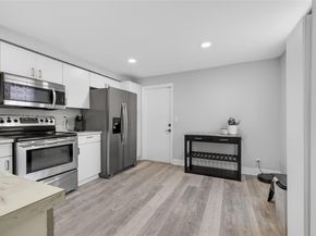 1594 Barcelona Way 518, Weston FL 33327