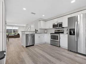 1594 Barcelona Way 518, Weston FL 33327