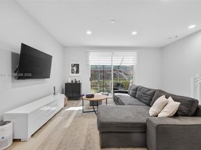 1594 Barcelona Way 518, Weston FL 33327