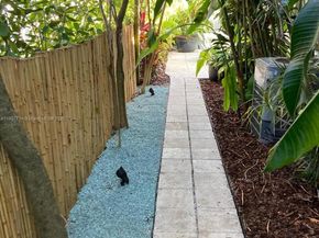 4805 Cherokee Ave, Miami Beach FL 33140