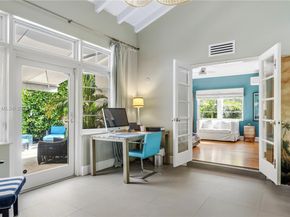 4805 Cherokee Ave, Miami Beach FL 33140