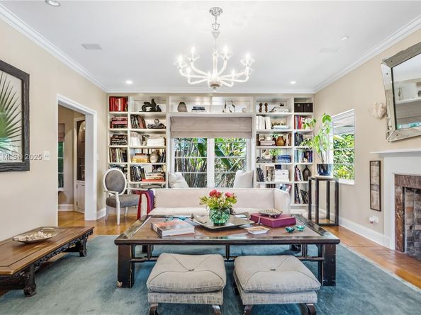 4805 Cherokee Ave, Miami Beach FL 33140