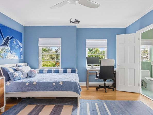 4805 Cherokee Ave, Miami Beach FL 33140