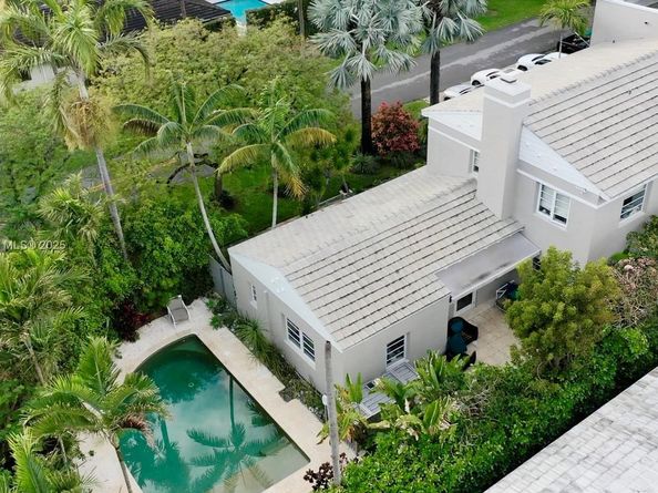 4805 Cherokee Ave, Miami Beach FL 33140