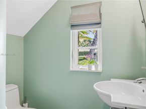 4805 Cherokee Ave, Miami Beach FL 33140