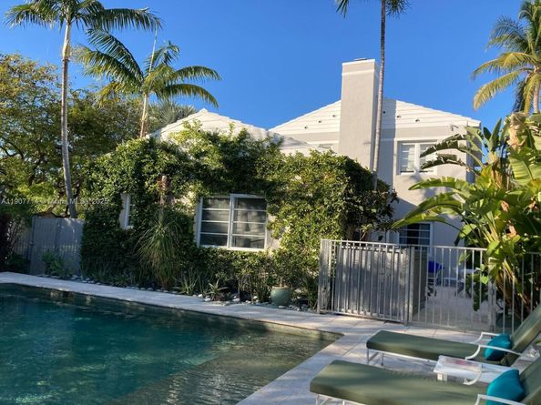 4805 Cherokee Ave, Miami Beach FL 33140