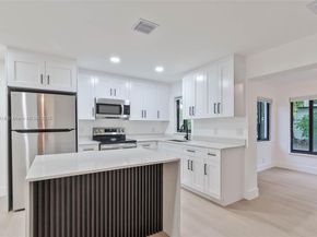 3271 NW 18th St, Lauderhill FL 33311