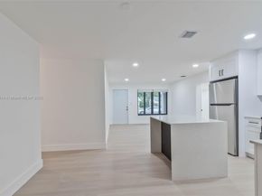 3271 NW 18th St, Lauderhill FL 33311